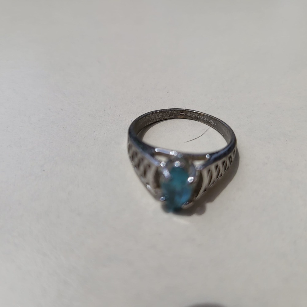 Vintage Marquise Blue Stone Ring Size 7.75 Silver Tone Filigree Detail - Picture 12 of 12
